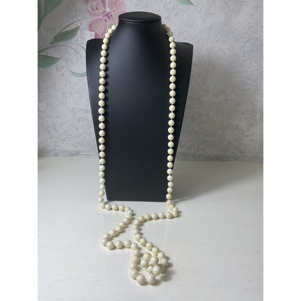 Vintage Long White Beaded Necklace With Spring Ring Clasp